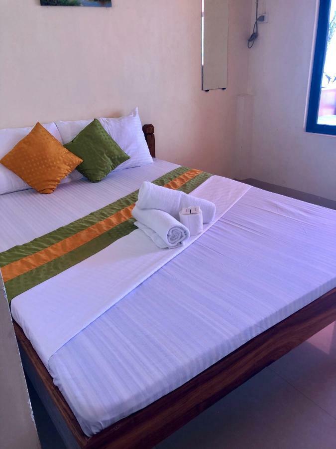 Rl Coastline Inn El Nido Extérieur photo